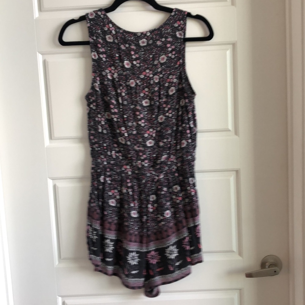 Pattern Romper - Picture 3 of 4